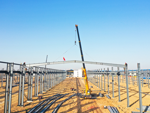  河南礦山｜智能產(chǎn)業(yè)園6號車間今日上梁大吉！